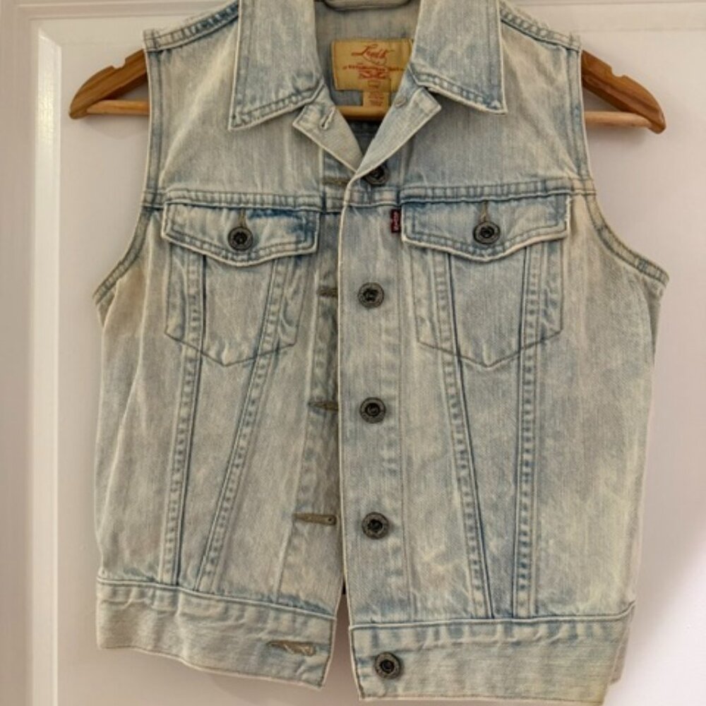 Levi's denim vest